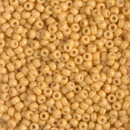 8-4452 Duracoat Opaque Banana (like DB2102) 8/0 Miyuki