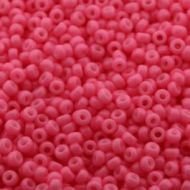 8-4467 Duracoat Opaque Carnation (like DB2117) 8/0 Miyuki