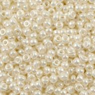 8-0591 Ivory Pearl Ceylon 8/0 Miyuki