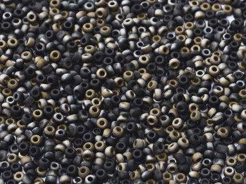 11-0401F/22671 Black Valentinite Matt 11/0 Miyuki