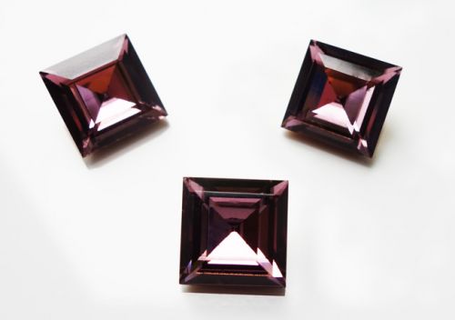 SQ10 Amethyst Light Square 10 mm Preciosa