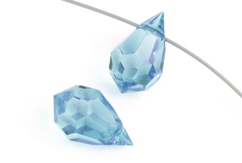 PD681 Aqua Bohemica Drop 10x6 Preciosa