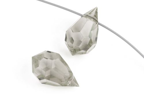 PD681 Velvet Drop 10x6 Preciosa